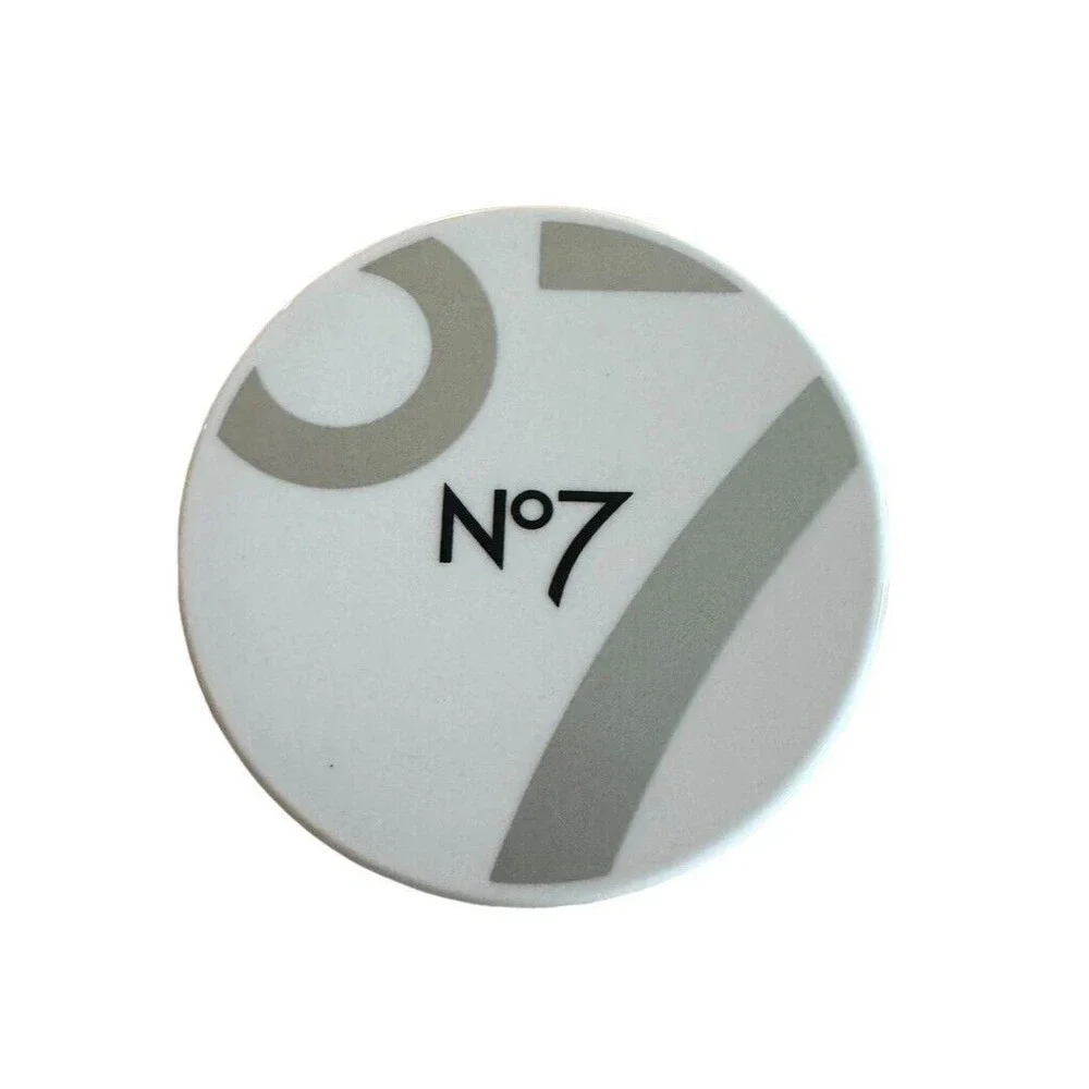 No7 Flawless Finishing Loose‎ Powder Medium 13g. 45 oz.